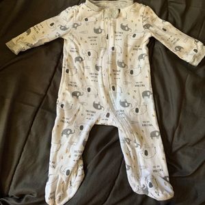 👶🏻 3 for $12 👶🏻 You are amazing - bodysuit